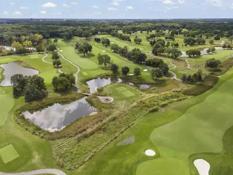 View/Area - 2042 Richton Dr, Wheaton, IL 60189 photo 17 of 19