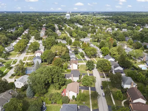 View/Area - 2042 Richton Dr, Wheaton, IL 60189 photo 13 of 19