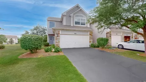 966 Mesa Dr, Lake In The Hills, IL 60156