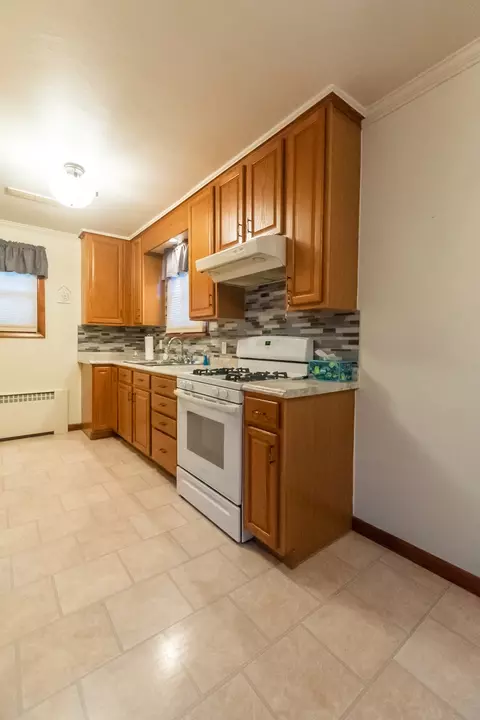 219 Willett Ave, Dixon, IL 61021 photo 9