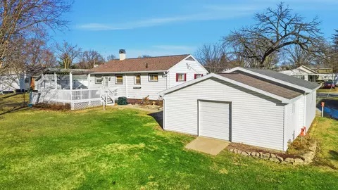 219 Willett Ave, Dixon, IL 61021 photo 37