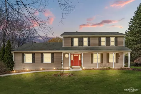 7 N002 Glenview Dr, Saint Charles, IL 60175
