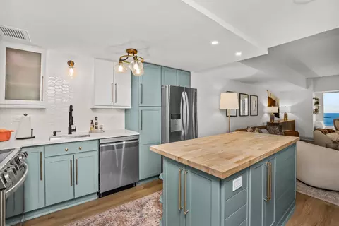 Kitchen - 175 E Delaware Pl #5808, Chicago, IL 60611 photo 3 of 3