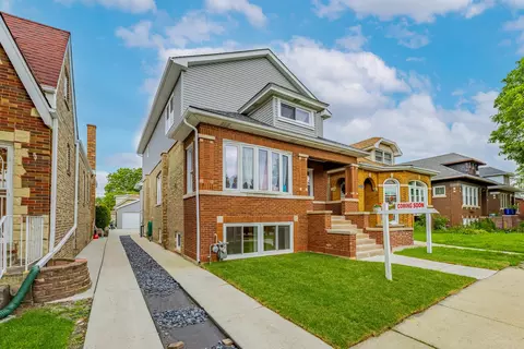 2336 Oak Park Ave, Berwyn, IL 60402
