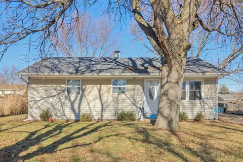1328 Teakwood Ln, Crystal Lake, IL 60014