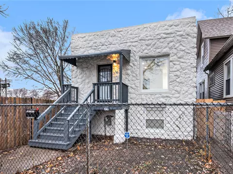 4636 W Erie St, Chicago, IL 60644