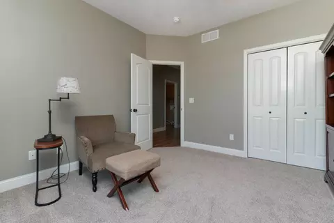 54 Yukon Cir, Bloomington, IL 61705 photo 26