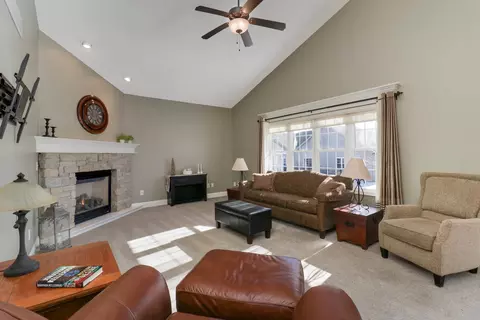 54 Yukon Cir, Bloomington, IL 61705 photo 16