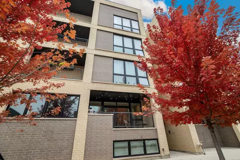 2404 W Moffat St #1, Chicago, IL 60647