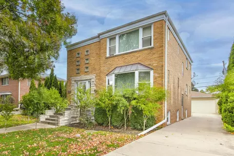 6433 N Drake Ave, Lincolnwood, IL 60712