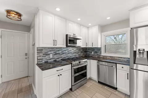 Kitchen - 1138 N Broad St, Griffith, IN 46319 photo 3 of 4