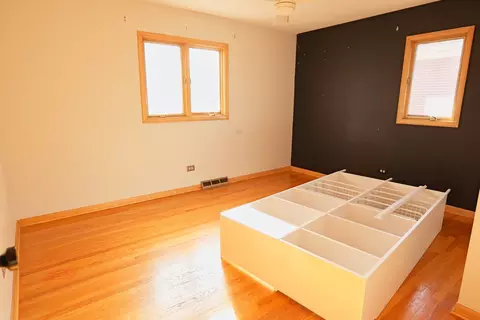 Bedroom - 6432 Cedar Rd, Oak Forest, IL 60452 photo 1 of 3