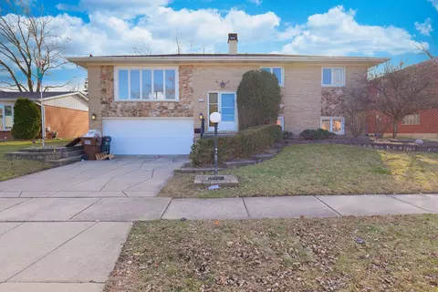 6432 Cedar Rd, Oak Forest, IL 60452
