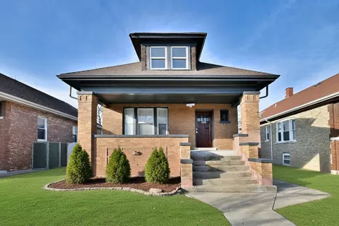3306 Rose St, Franklin Park, IL 60131