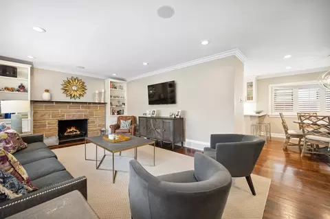 Living - 824 Echo Ln, Glenview, IL 60025 photo 1 of 1
