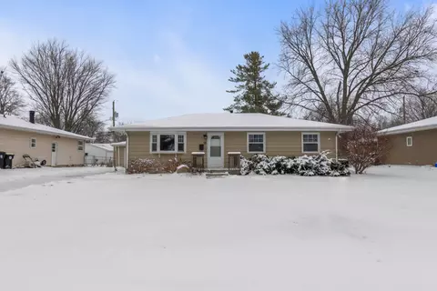 18 Ardith Dr, Normal, IL 61761 photo 2