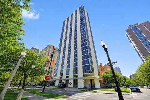 1555 N Dearborn Pkwy #20D, Chicago, IL 60610