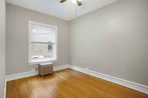 Bedroom - 538 W Brompton Ave #2E, Chicago, IL 60657 photo 1 of 2