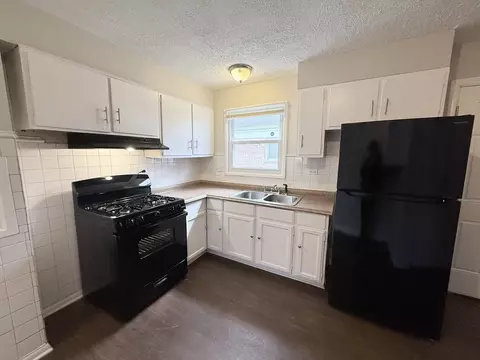 Kitchen - 14610 Blackstone Ave, Dolton, IL 60419 photo 1 of 3