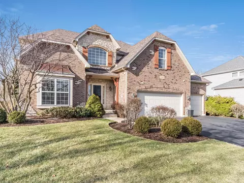 13002 Staggs Leap Trl, Plainfield, IL 60585