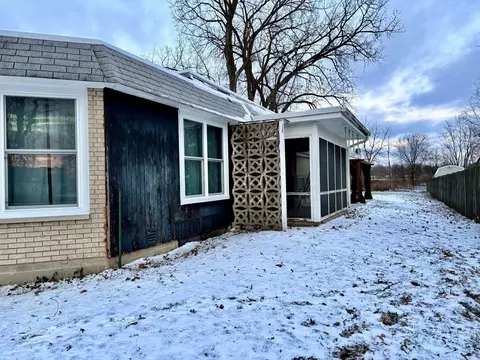 1751 Gary Ave, Aurora, IL 60505 photo 8