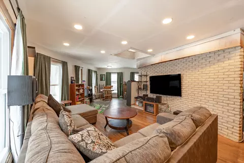 1751 Gary Ave, Aurora, IL 60505 photo 13