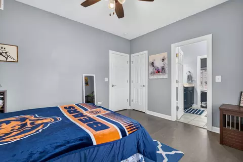 Bedroom - 2804 Ninovan Ln, Minooka, IL 60447 photo 4 of 7