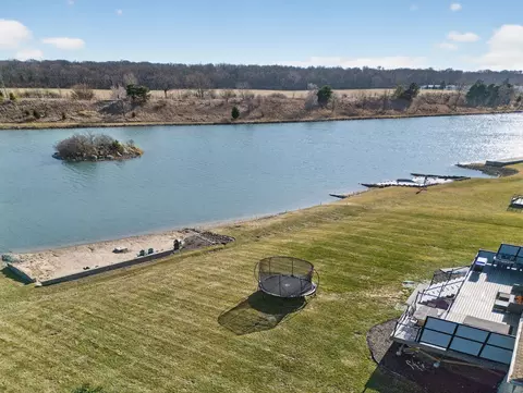 View/Area - 2804 Ninovan Ln, Minooka, IL 60447 photo 7 of 9