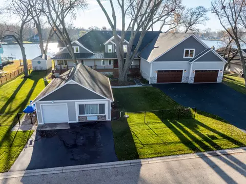 2323 W Fairview Ave, Johnsburg, IL 60051