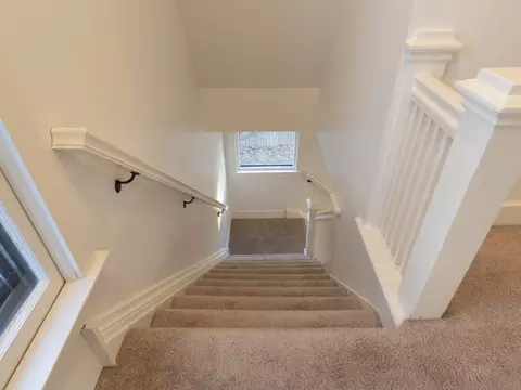 Entry Way - 357 W Park Ave, Aurora, IL 60506 photo 1 of 2