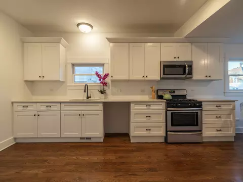 Kitchen - 357 W Park Ave, Aurora, IL 60506 photo 2 of 2