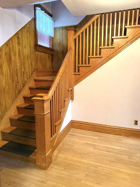 Entry Way - 6 S151 Old Eola Rd, Eola, IL 60519 photo 1 of 6