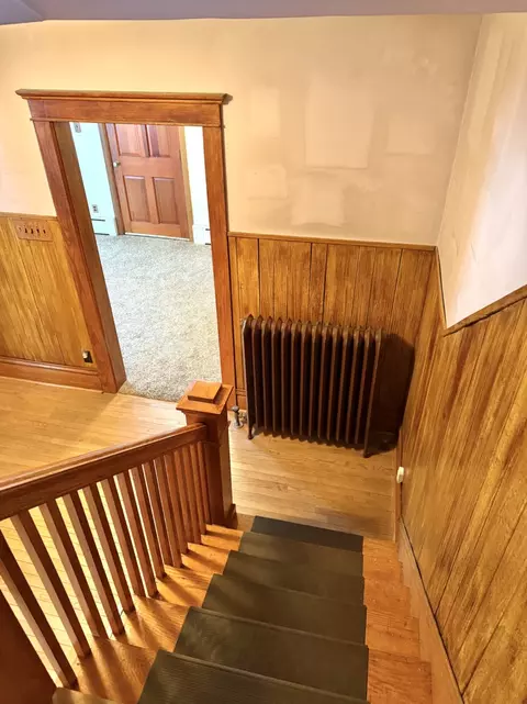 Entry Way - 6 S151 Old Eola Rd, Eola, IL 60519 photo 4 of 6