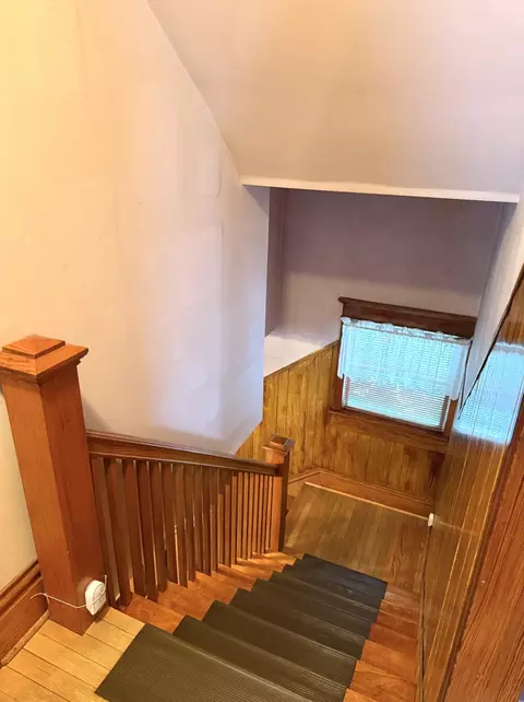 Entry Way - 6 S151 Old Eola Rd, Eola, IL 60519 photo 5 of 6
