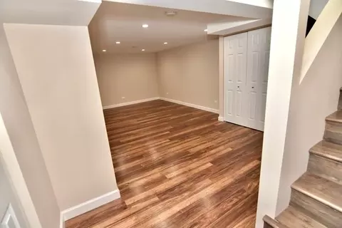 Living - 700 Lakeside Cir Dr, Wheeling, IL 60090 photo 1 of 1