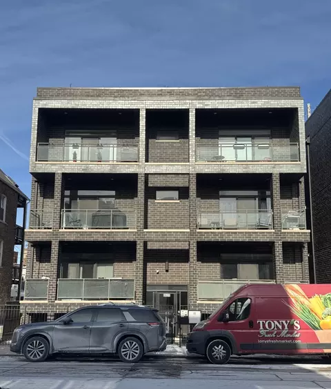 Undisclosed, Chicago, IL 60647