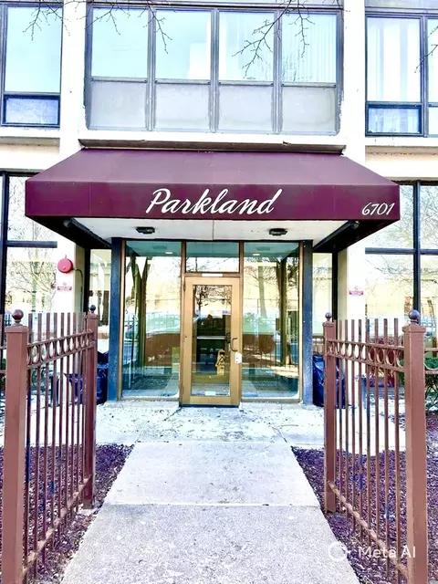 6701 S Crandon Ave #9B, Chicago, IL 60649