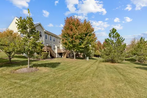 Exterior - 1127 Pine Valley Ct, Elgin, IL 60124 photo 5 of 5