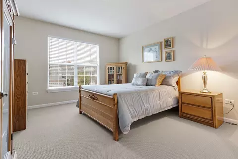 Bedroom - 1127 Pine Valley Ct, Elgin, IL 60124 photo 2 of 3