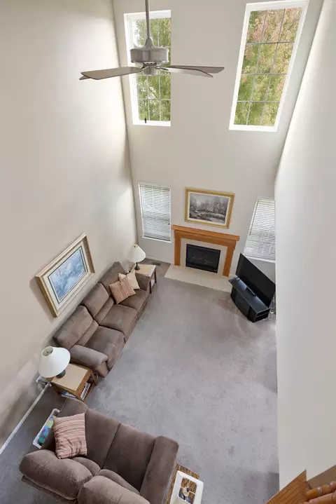 Living - 1127 Pine Valley Ct, Elgin, IL 60124 photo 1 of 1