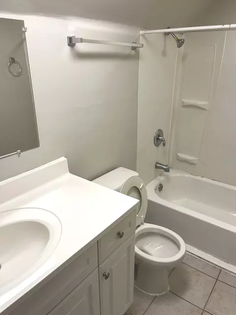 Bath - 15630 Drexel Ave, Dolton, IL 60419 photo 2 of 2