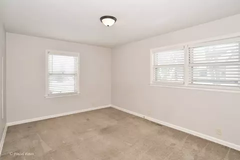 Bedroom - 800 Morgan St, Elgin, IL 60123 photo 1 of 2