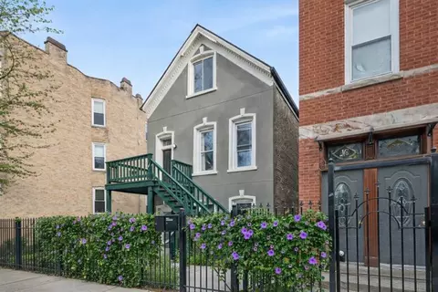 1011 N Mozart St, Chicago, IL 60622