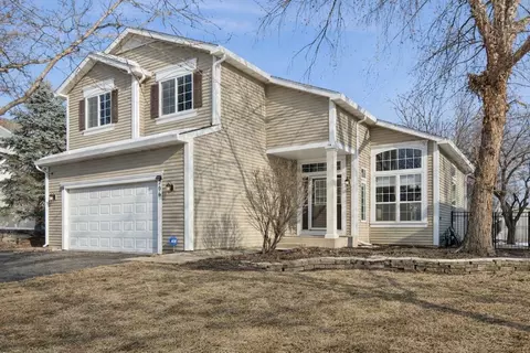 206 Sparrow Ln, Bolingbrook, IL 60490