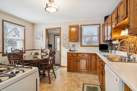 Kitchen - 3407 Pheasant Dr, Rolling Meadows, IL 60008 photo 1 of 4