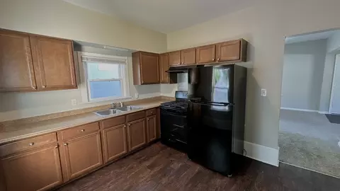 Kitchen - 453 Addison St, Elgin, IL 60120 photo 2 of 2