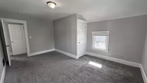 Bedroom - 453 Addison St, Elgin, IL 60120 photo 5 of 6