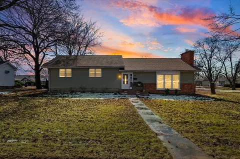 312 Prospect Ave, Paxton, IL 60957