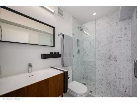 Bath - 175 E Delaware Pl #5116, Chicago, IL 60611 photo 6 of 6