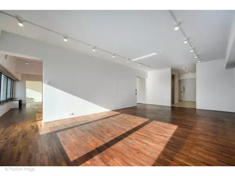 Living - 175 E Delaware Pl #5116, Chicago, IL 60611 photo 6 of 17